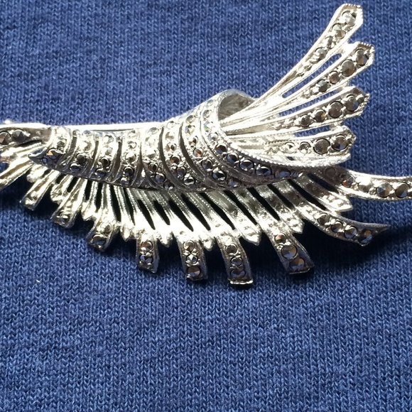 Silver brooch - Picture 2 of 3